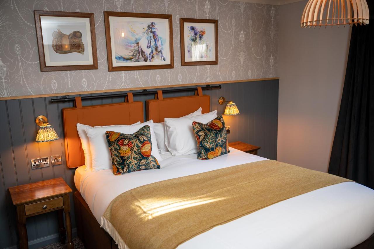 Ely Hotel By Chef & Brewer Collection Camberley Exterior photo