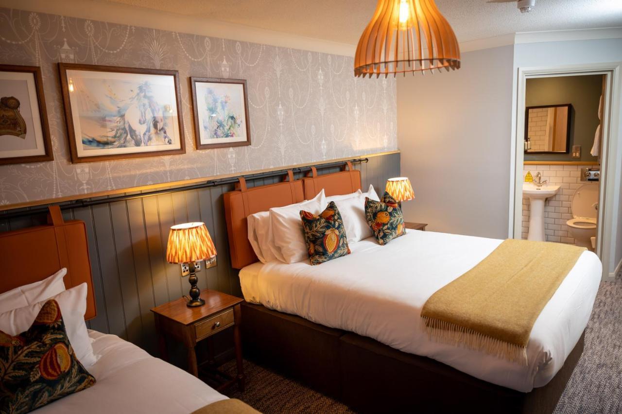 Ely Hotel By Chef & Brewer Collection Camberley Exterior photo