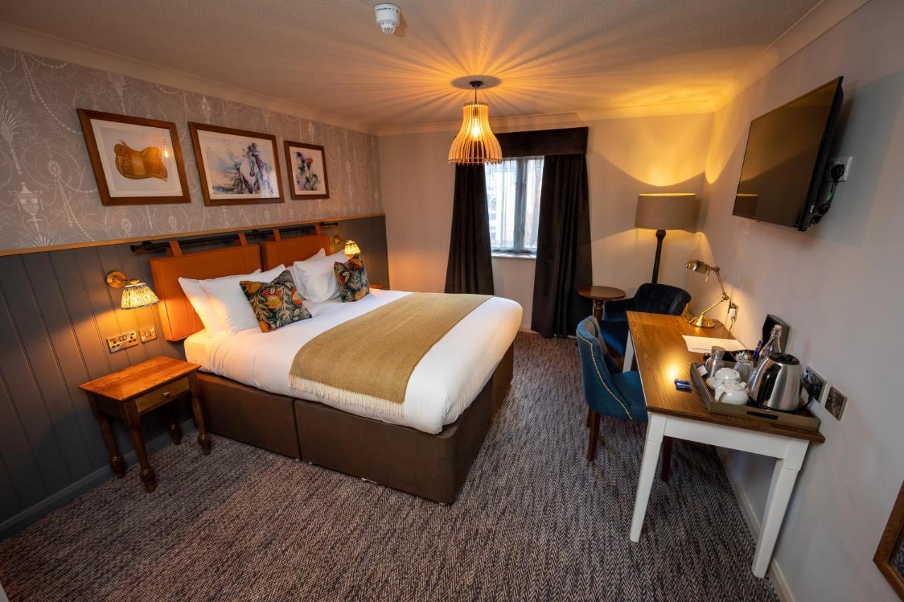 Ely Hotel By Chef & Brewer Collection Camberley Exterior photo